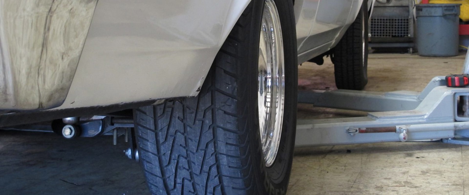 Choosing the Right Wheels for Your Hot Rod